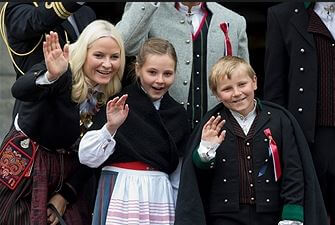 メッテマリット ノルウェー皇太子妃 の子供や王室の一家を紹介 ココアのマーチ